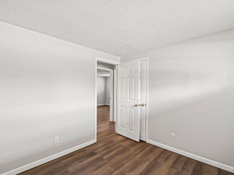 6687 Hubbard Drive, Huber Heights, OH 45424 Photo 12