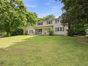 1107 Nestwood Lane, Webster, NY 14580