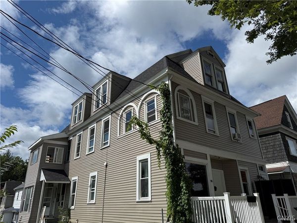109 Cleveland Street , Unit 2, Syracuse, NY 13208