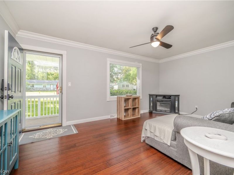 18018 Hillcrest Drive, Lake Milton, OH 44429 Photo 14
