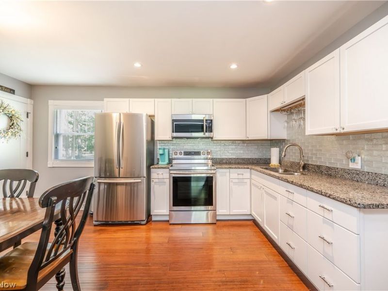 18018 Hillcrest Drive, Lake Milton, OH 44429 Photo 16