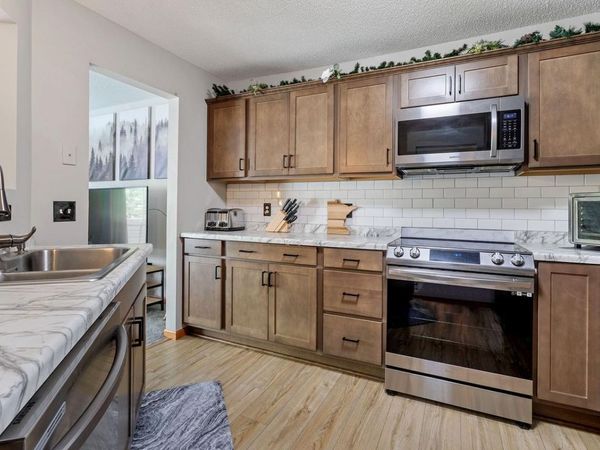 2636 101st Lane N, Brooklyn Park, MN 55444