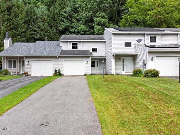 187 Tallow Wood Drive, Clifton Park, NY 12065