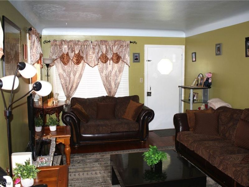 5315 Vandalia Avenue, Cleveland, OH 44144 Photo 4
