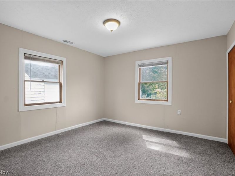1112 Danforth Road, Akron, OH 44312 Photo 12