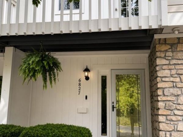 6827 Shore Island Drive , Indianapolis, IN 46220