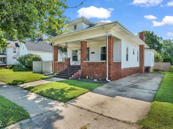 830 Elm Street, Clinton, IN 47842