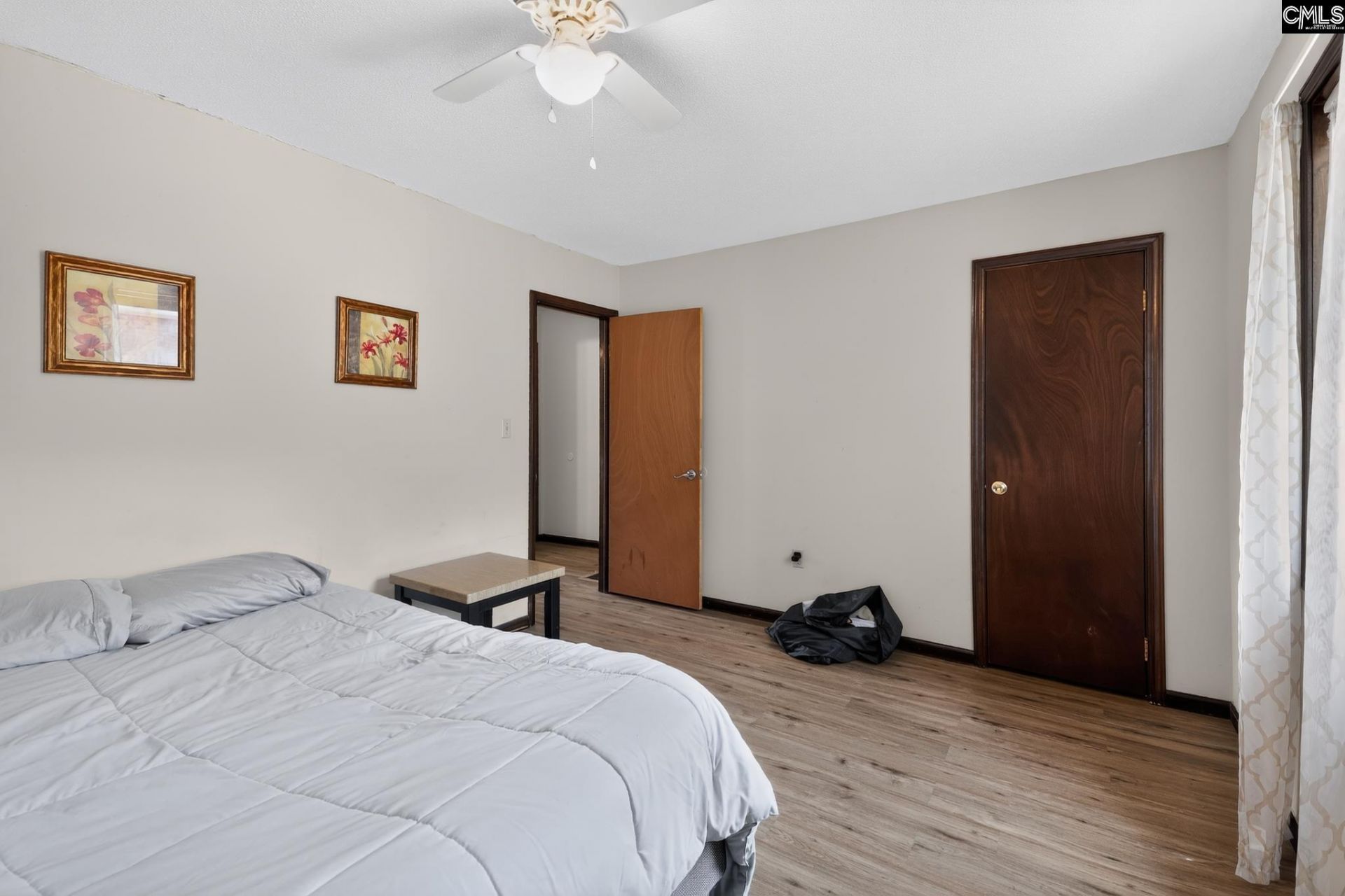 6815-6817 Valleybrook Road Photo 23