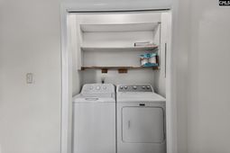 6815-6817 Valleybrook Road photo 4