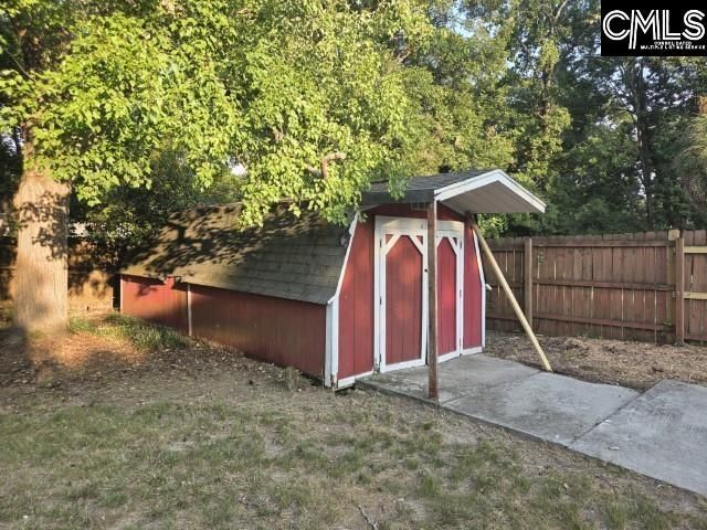 132 Century Drive  Photo 6