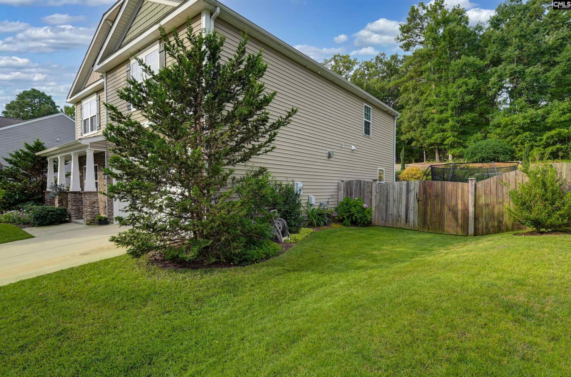 608 Muldrow Lane  Photo 4