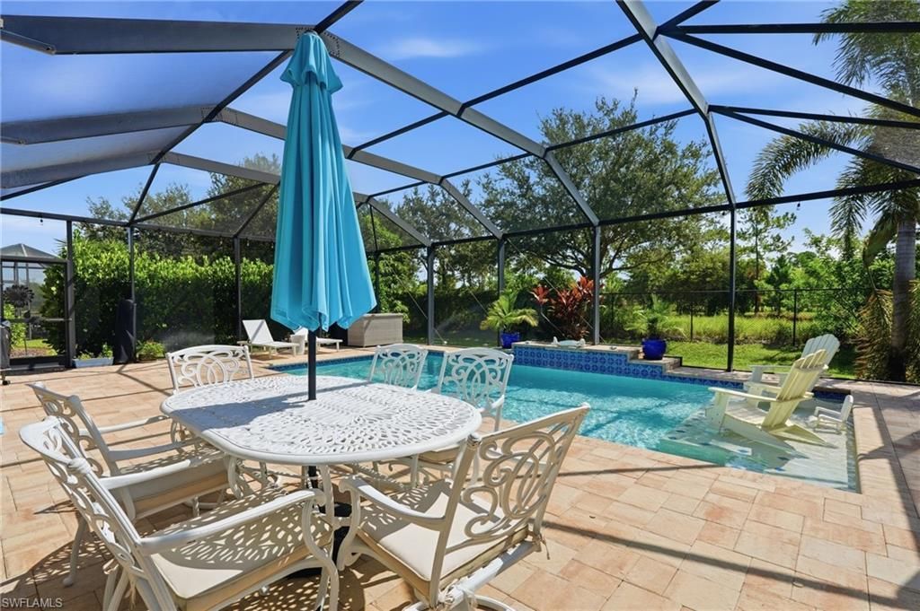 2390 Heydon Cir E, Naples, FL 34120 Photo