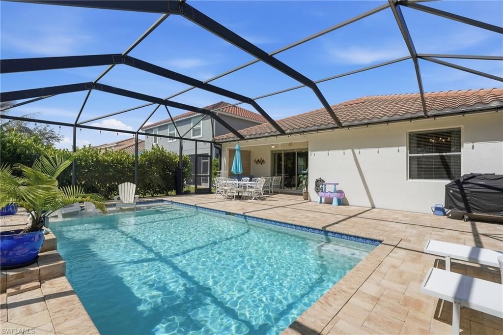 2390 Heydon Cir E, Naples, FL 34120 Photo
