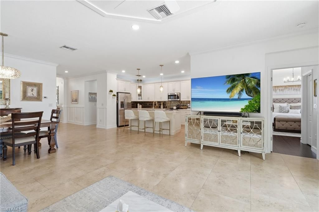 2390 Heydon Cir E, Naples, FL 34120 Photo