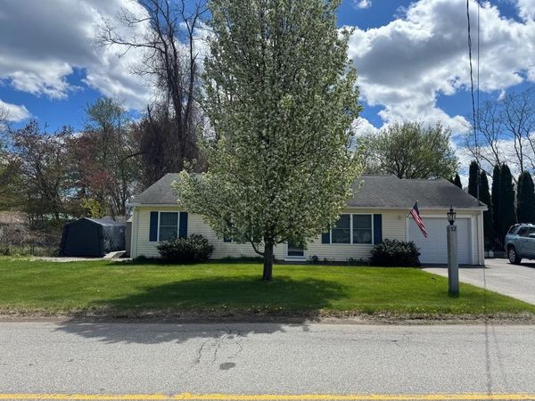 12 Adams Avenue, Seabrook, NH 03874