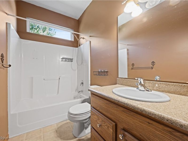 558 Mountain Lion Drive, Lagrange, OH 44050 Photo 14