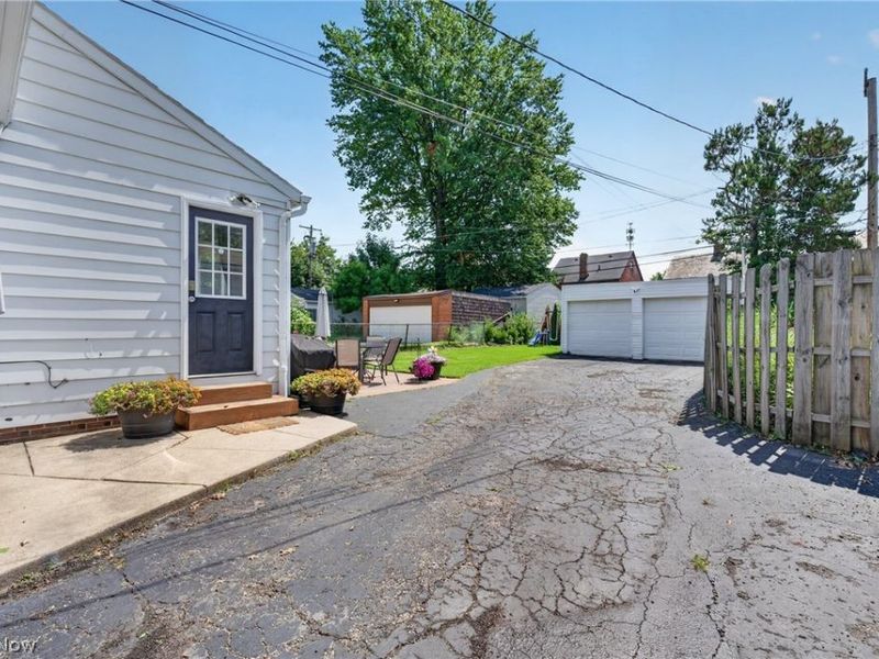 3954 Lansdale Road, University Heights, OH 44118 Photo 45