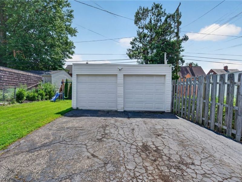 3954 Lansdale Road, University Heights, OH 44118 Photo 47