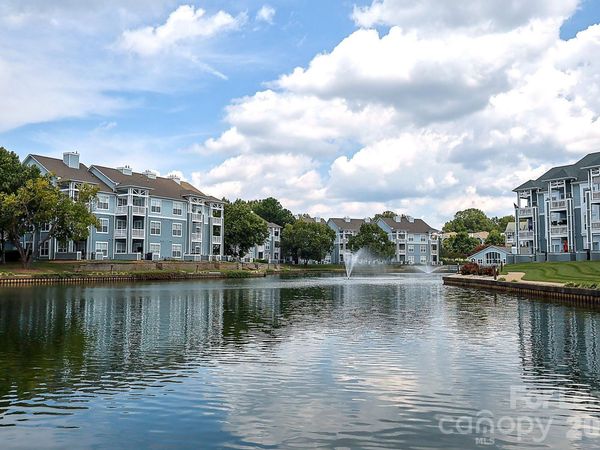 18816 Nautical Drive , Cornelius, NC 28031