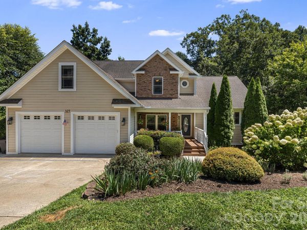 329 Scarlet Tanager Court , Arden, NC 28704
