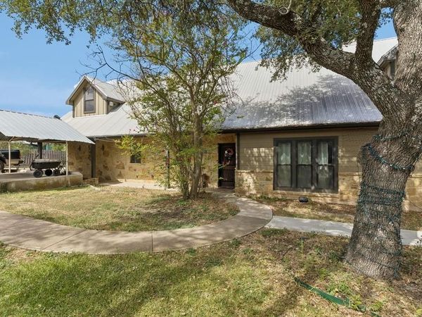 10111 Signal Hill RD, Austin, TX 78737