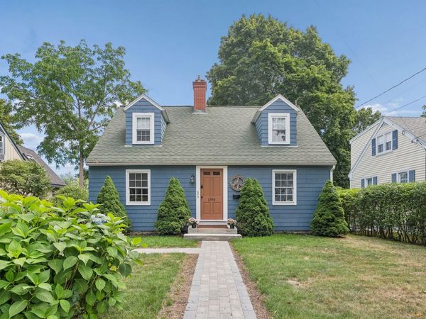 1384 Islington Street, Portsmouth, NH 03801