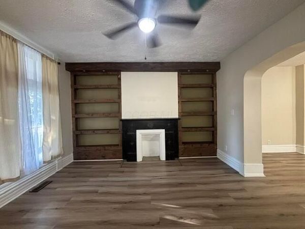 135 Martin Avenue , Columbus, OH 43222