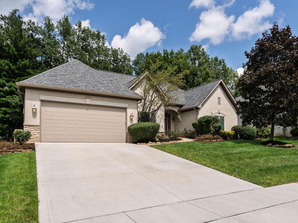 6048 Nicholas Glen , Columbus, OH 43213