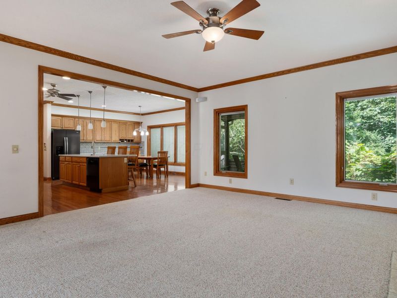 6048 Nicholas Glen, Columbus, OH 43213 Photo 13