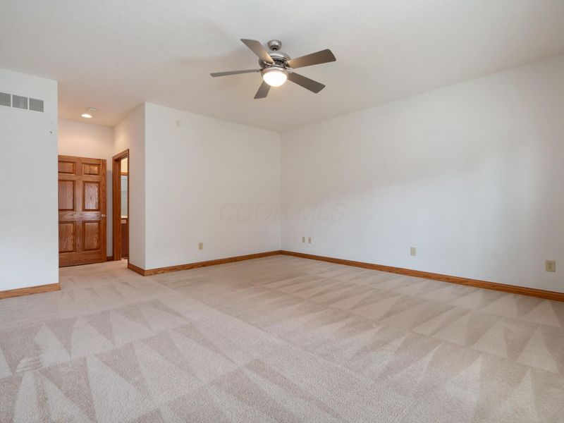 6048 Nicholas Glen, Columbus, OH 43213 Photo 23