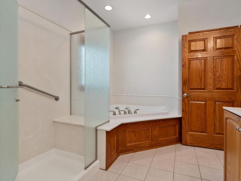 6048 Nicholas Glen, Columbus, OH 43213 Photo 26