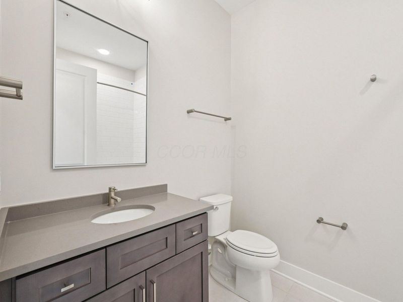 2842 Gunnison Drive , Unit 404, Columbus, OH 43228 Photo 26