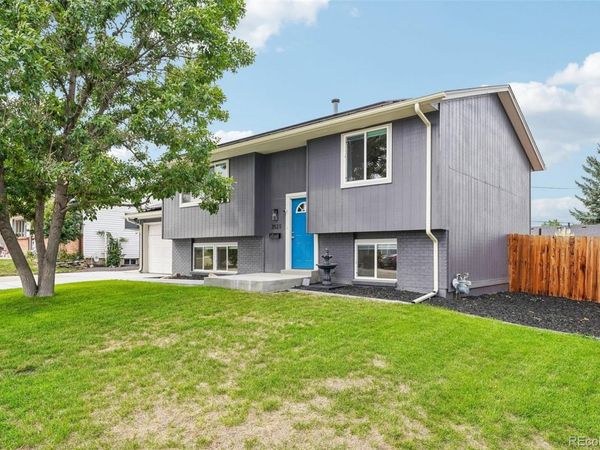 3521 W Mountain Road , Englewood, CO 80110