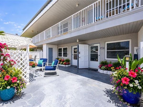 6777 Winkler RD, Unit K 130, FORT MYERS, FL 33919