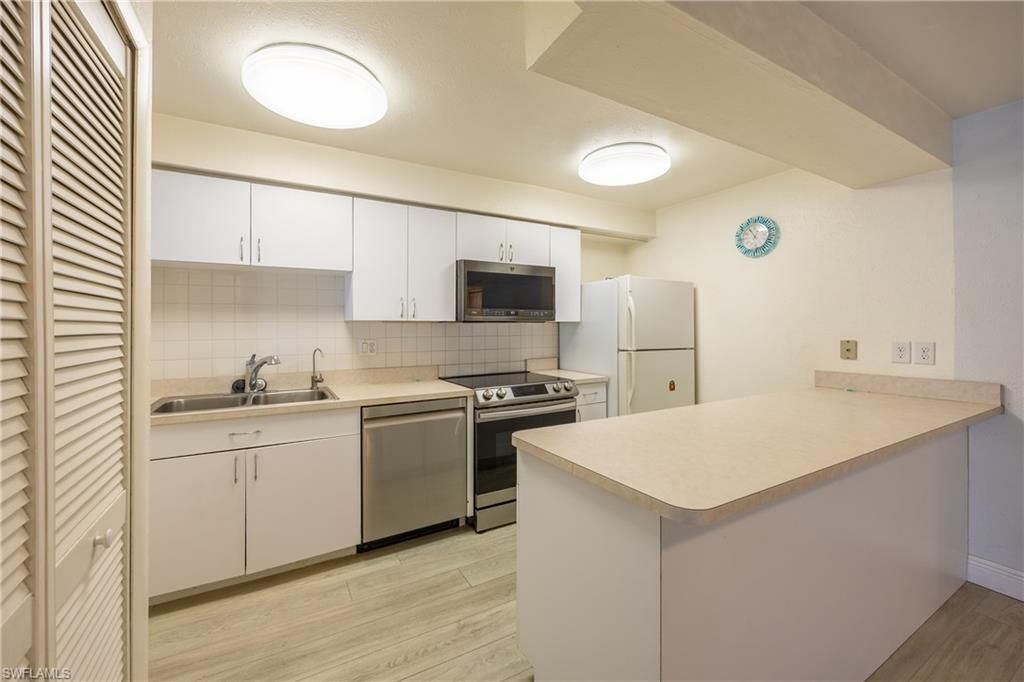 6777 Winkler Rd, Unit K 130, Fort Myers, FL 33919 Photo