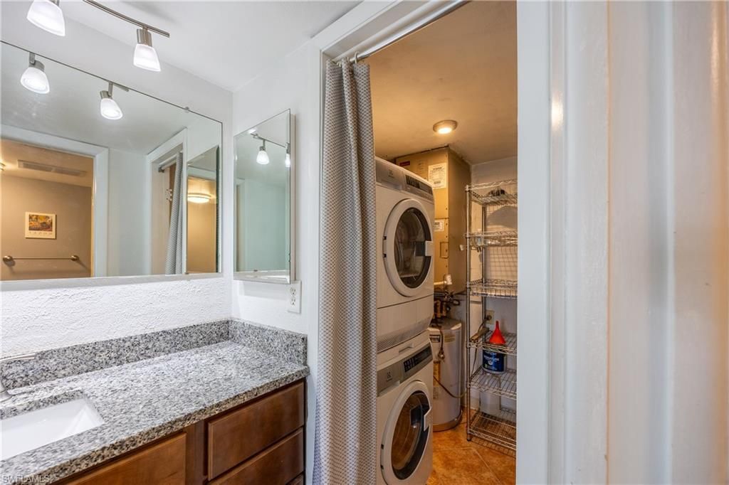 6777 Winkler Rd, Unit K 130, Fort Myers, FL 33919 Photo
