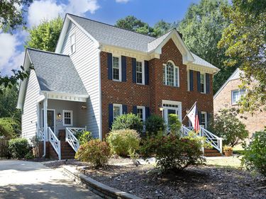 2624 Hiking Trail, Raleigh, NC 27615