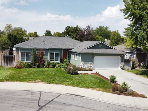 1997 E Gull Cove Pl, Meridian, ID 83642