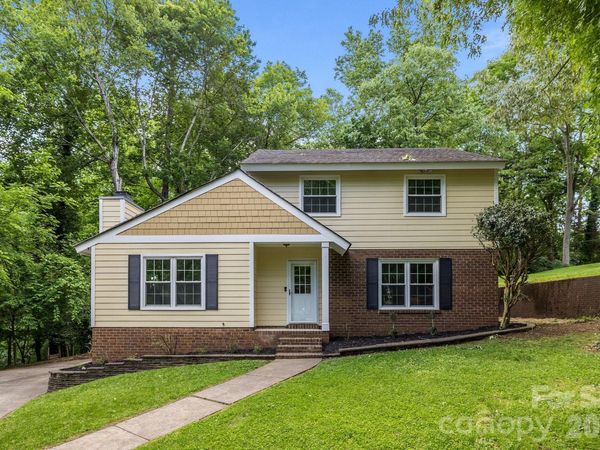 6713 William Harry Court , Charlotte, NC 28211