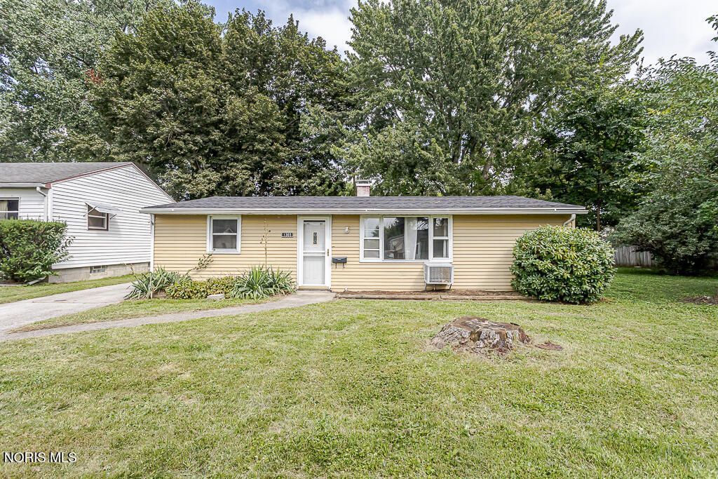 1365 Almon Avenue, Toledo, OH 43614 Main Photo