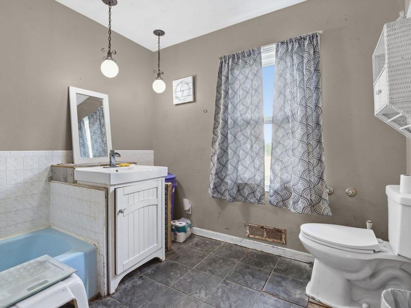 190 Walnut Creek Pike, Circleville, OH 43113 Photo 12