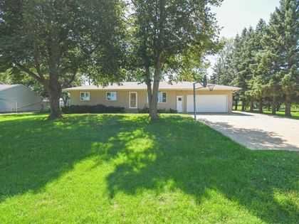8317 W 42nd St Sioux Falls, SD 57106