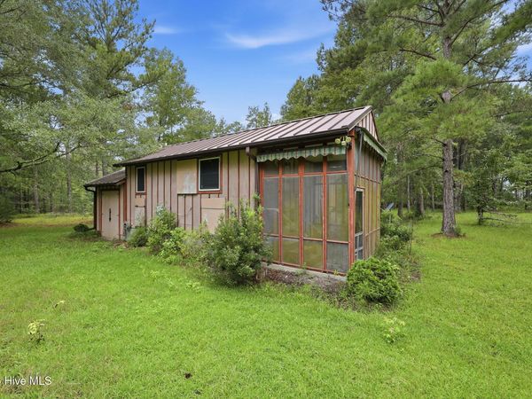 301 Seawell Farm Road , Bayboro, NC 28515