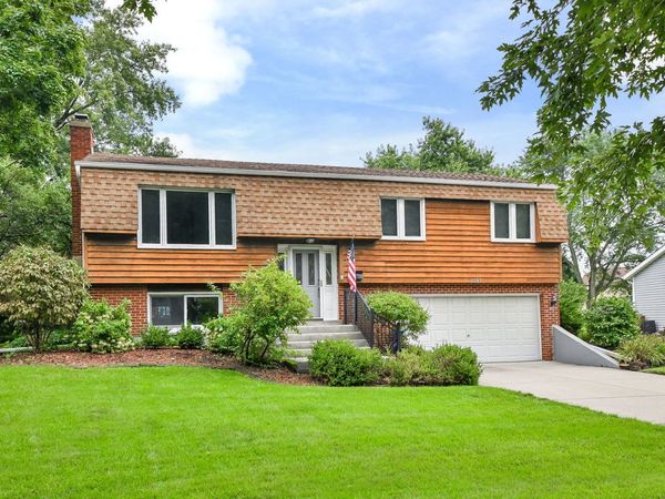 2287 Durham Drive , Wheaton, IL 60189