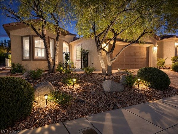 4439 Bella Cascada Street , Las Vegas, NV 89135
