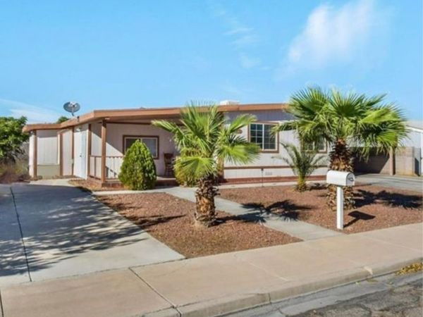 4890 Vista Flora Way , Las Vegas, NV 89121