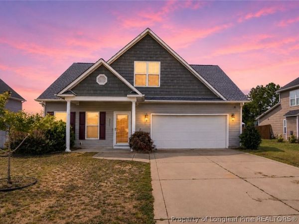 3600 Crosswinds Drive, Hope Mills, NC 28348