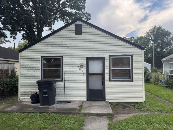 2058 Pauline Street, Fort Wayne, IN 46802