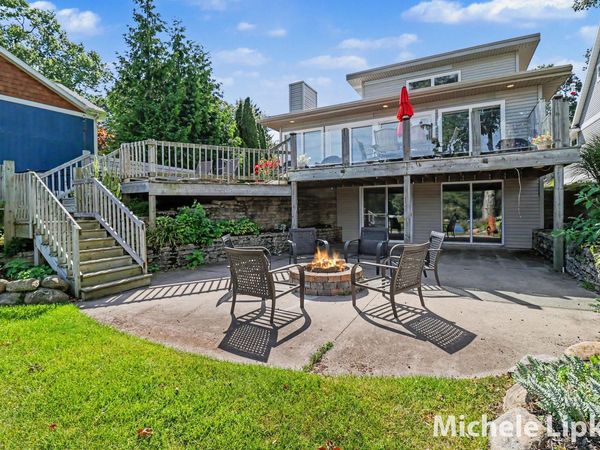 570 Bear Lake Road, Muskegon, MI 49445
