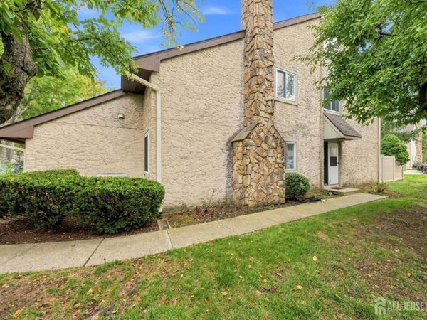 89 Tennyson Drive, Plainsboro, NJ 08536